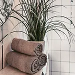 Oderblick - Wasser Und Wald Direkt Vor Der Tür - E-bike Und Motorrad Willkommen - Bike Friendly Apartment